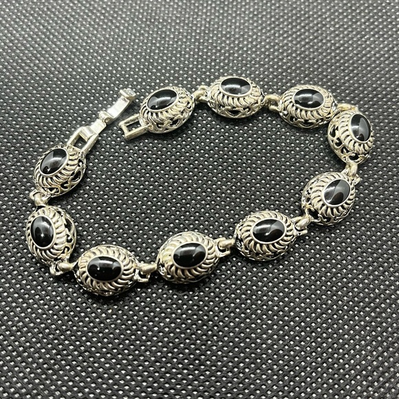 Silver bracelet and earrings set with black onyx - Picture 2 of 4